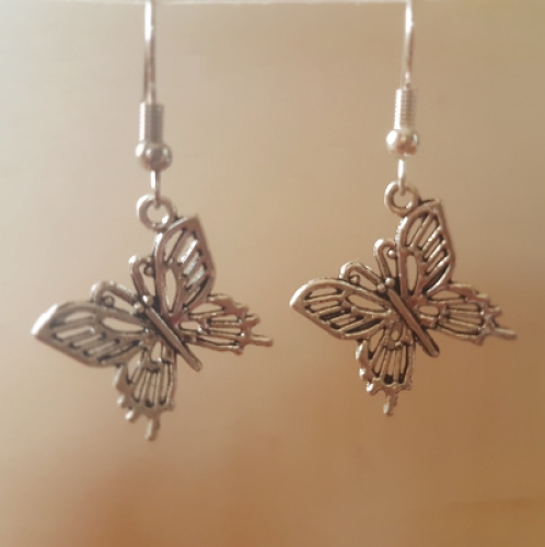 Ohrringchen Schmetterling Silber